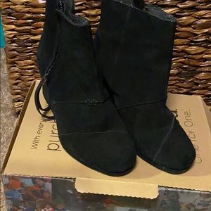 Toms booties